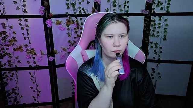 kitsune little online show from May 23, 2026, 8:02 am