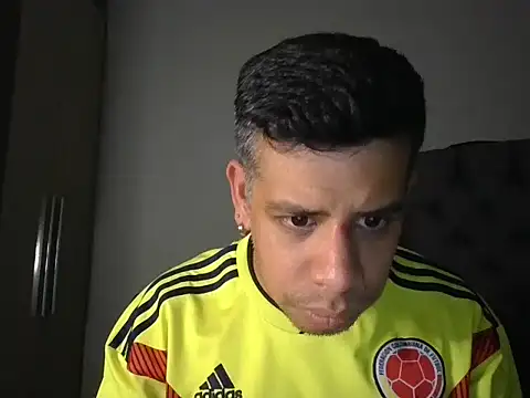 WILD BIGCOCK35 online show from February 18, 2026, 12:08 am