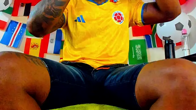 ZIANY 25CM online show from July 3, 2026, 9:54 pm