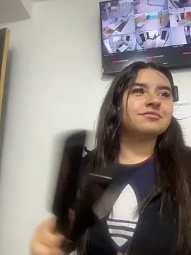 Anya Volker online show from March 24, 2026, 11:43 am