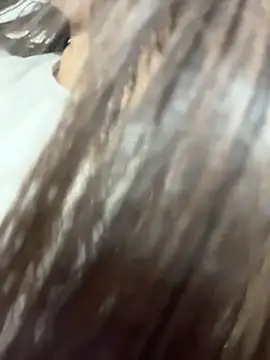 Anya Volker online show from March 28, 2026, 11:33 am