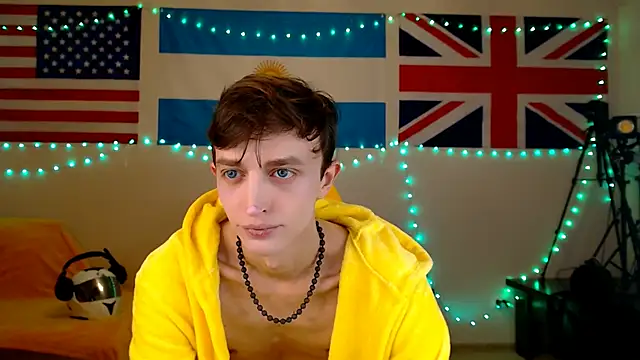 Snapshot of John_Meow chatting on February 14, 2026, 12:16 pm John Meow online show from February 14, 2026, 12:16 pm