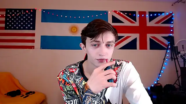 Snapshot of John_Meow chatting on February 15, 2026, 2:05 pm John Meow online show from February 15, 2026, 2:05 pm