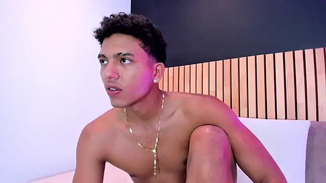 Snapshot of jhoystrong_ chatting on February 26, 2026, 7:58 pm jhoystrong online show from February 26, 2026, 7:58 pm