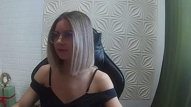 Snapshot of IceMayes chatting on February 21, 2026, 6:37 am IceMayes online show from February 21, 2026, 6:37 am