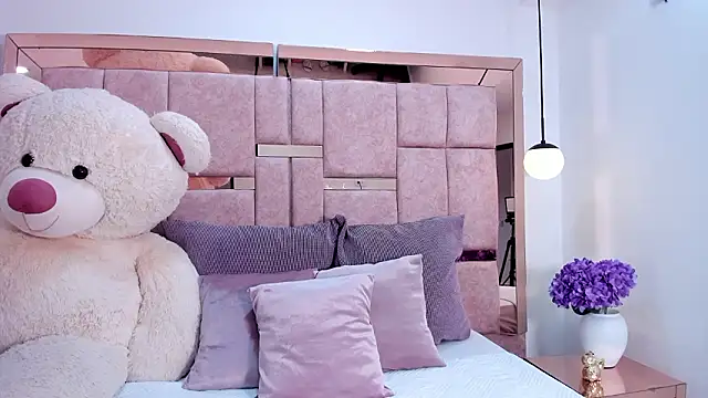 alanah carter online show from February 23, 2026, 12:28 pm