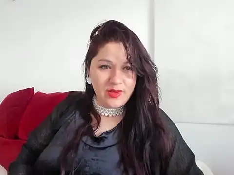 EVELYNA88 online show from February 28, 2026, 8:58 am