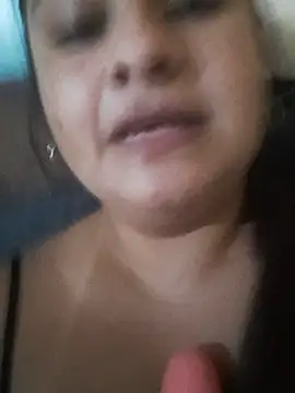 tubellaflor online show from February 15, 2026, 11:03 pm