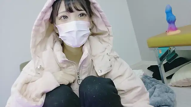 nene sakurada online show from March 13, 2026, 10:04 pm