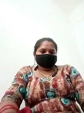 Snapshot of RASIYAN_RANI chatting on May 6, 2026, 2:15 am RASIYAN RANI online show from May 6, 2026, 2:15 am