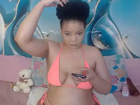 Snapshot of SexyPhireX chatting on February 13, 2026, 8:31 pm SexyPhireX online show from February 13, 2026, 8:31 pm