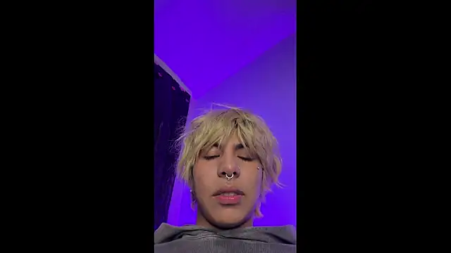 prince oliverr online show from April 6, 2026, 6:09 pm