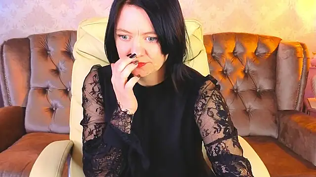 Ingrit tass online show from March 3, 2026, 7:54 pm