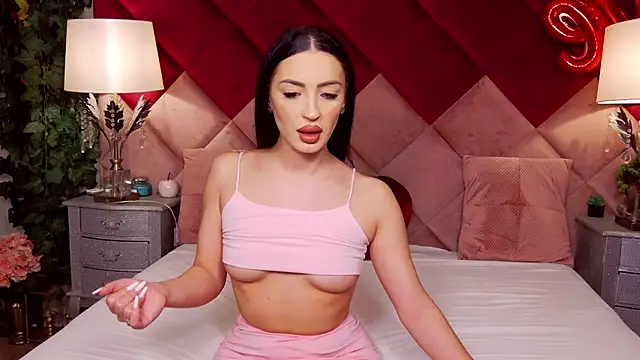 VictoriaLanes online show from February 20, 2026, 5:48 am