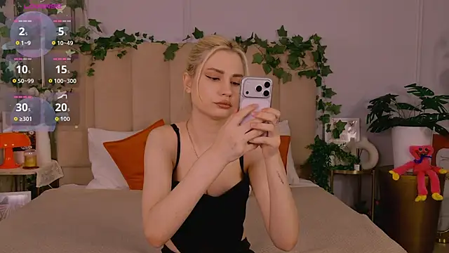 Snapshot of JadenLove_ chatting on May 18, 2026, 5:07 pm JadenLove online show from May 18, 2026, 5:07 pm