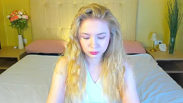 Linda  Bloom online show from May 9, 2026, 12:58 am