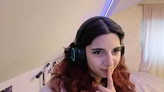 Blissmissataeses online show from February 19, 2026, 11:18 am