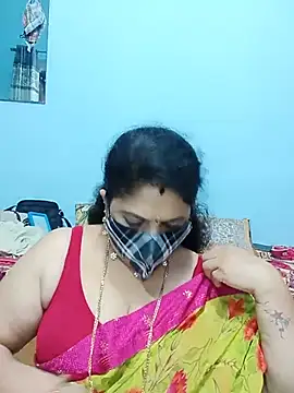Kannadasexywifes online show from May 27, 2026, 2:02 pm