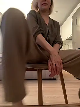 CarmenBlues  online show from March 7, 2026, 10:32 am