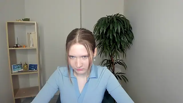 Snapshot of KourtneyRevira chatting on February 15, 2026, 8:35 am KourtneyRevira online show from February 15, 2026, 8:35 am