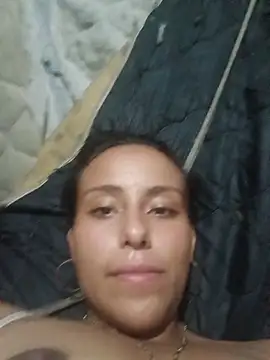 Snapshot of Mirili_27 chatting on May 16, 2026, 5:06 am Mirili 27 online show from May 16, 2026, 5:06 am