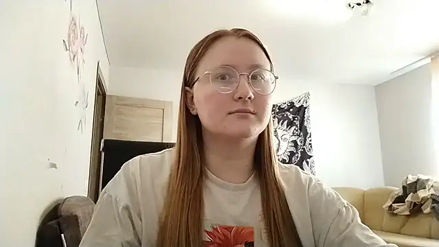 Snapshot of AnikaLipps chatting on June 18, 2026, 3:06 pm AnikaLipps online show from June 18, 2026, 3:06 pm