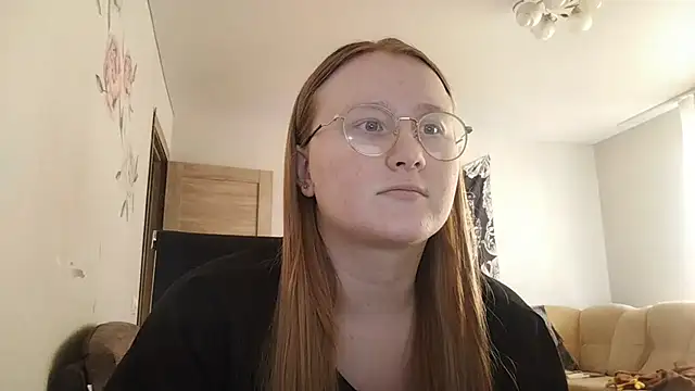 Snapshot of AnikaLipps chatting on April 25, 2026, 12:41 pm AnikaLipps online show from April 25, 2026, 12:41 pm