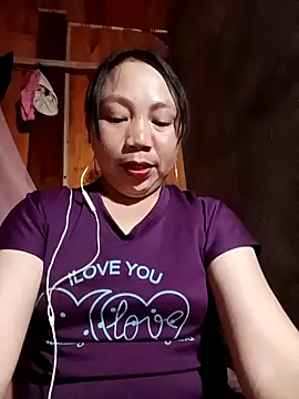 Pretty girl 2 online show from April 13, 2026, 1:26 pm