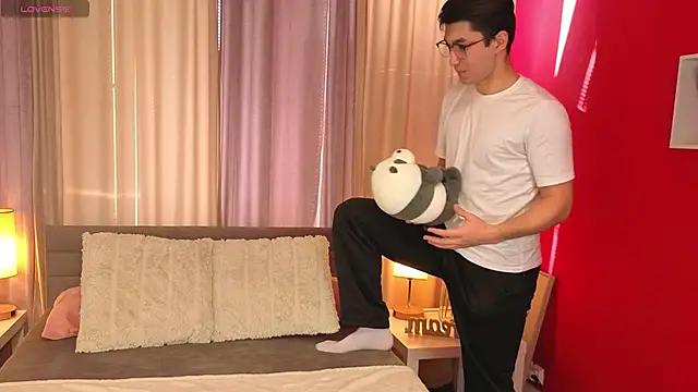 KevCross online show from February 25, 2026, 2:28 pm