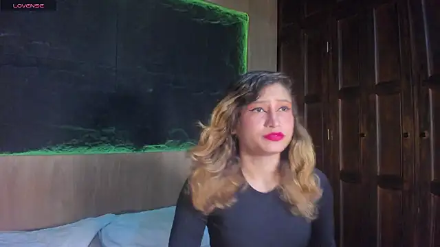 Snapshot of Annie_lorin chatting on February 21, 2026, 10:28 am Annie lorin online show from February 21, 2026, 10:28 am