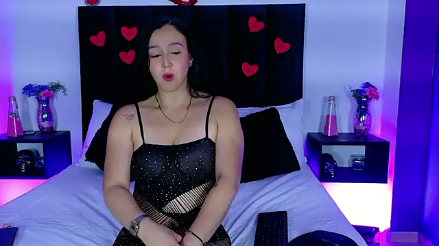 mariamlennox online show from February 26, 2026, 7:25 pm