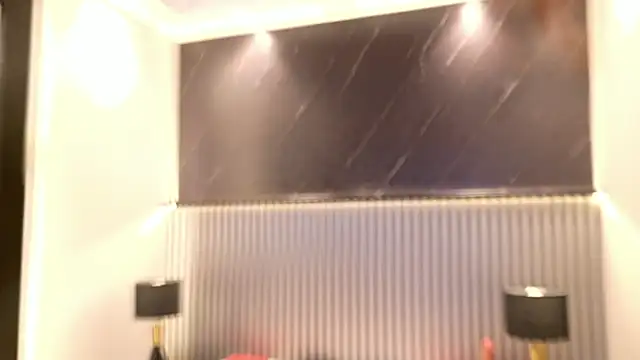 Snapshot of Kinsleybrown chatting on April 8, 2026, 4:14 am Kinsleybrown online show from April 8, 2026, 4:14 am