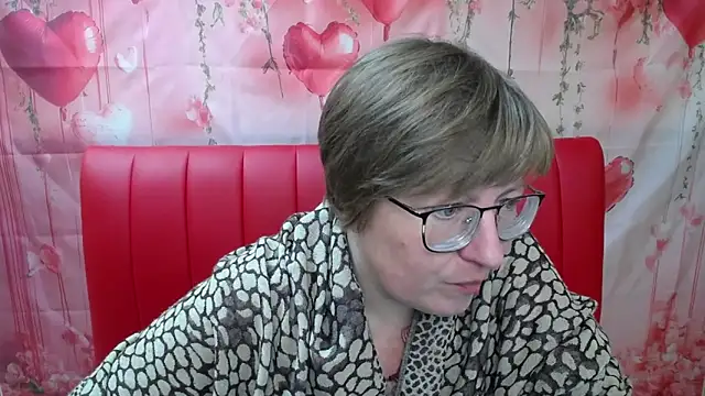 Snapshot of RadaChudna chatting on April 8, 2026, 5:14 pm RadaChudna online show from April 8, 2026, 5:14 pm