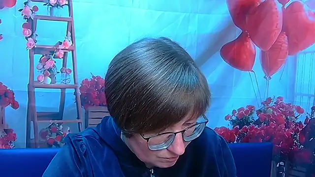 Snapshot of RadaChudna chatting on April 7, 2026, 5:20 am RadaChudna online show from April 7, 2026, 5:20 am