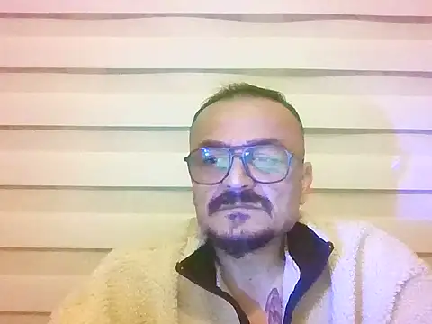 Snapshot of hardbigdevil chatting on March 21, 2026, 6:56 pm hardbigdevil online show from March 21, 2026, 6:56 pm