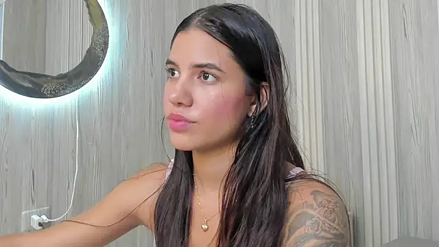 Isabellaa Rosee online show from May 21, 2026, 7:44 pm