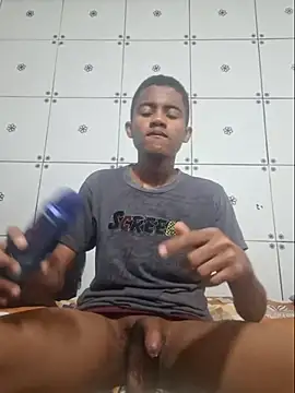 jujubinha1028 online show from February 17, 2026, 2:31 am