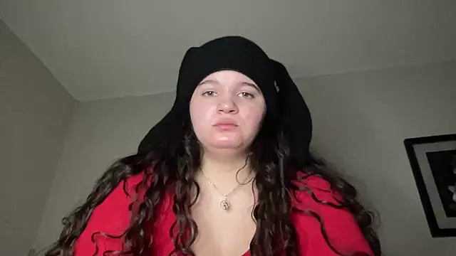 Snapshot of SoyOceanne chatting on April 5, 2026, 12:39 am SoyOceanne online show from April 5, 2026, 12:39 am