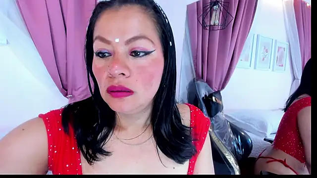 Snapshot of Saray_Becker_ chatting on February 19, 2026, 3:14 am Saray Becker online show from February 19, 2026, 3:14 am