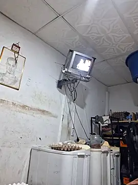 VictorAlvarez2026 online show from February 25, 2026, 4:23 am