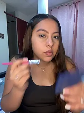 Emiily joee  online show from June 26, 2026, 3:23 am