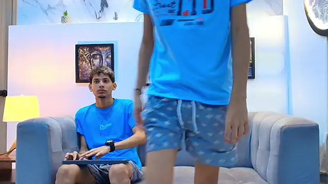 Snapshot of YOUNG_BOYS_HELL chatting on March 31, 2026, 1:07 am YOUNG BOYS HELL online show from March 31, 2026, 1:07 am