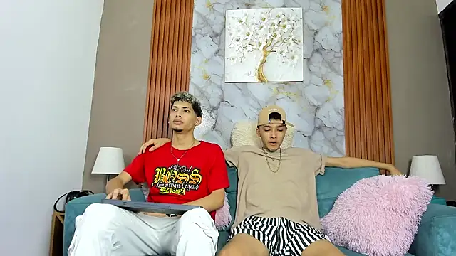 Snapshot of YOUNG_BOYS_HELL chatting on March 19, 2026, 1:16 am YOUNG BOYS HELL online show from March 19, 2026, 1:16 am