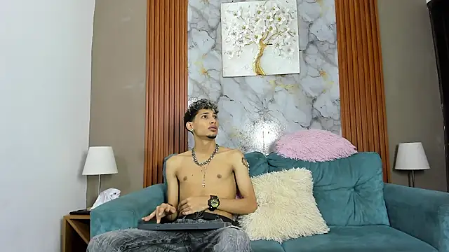 Snapshot of YOUNG_BOYS_HELL chatting on March 29, 2026, 5:20 am YOUNG BOYS HELL online show from March 29, 2026, 5:20 am