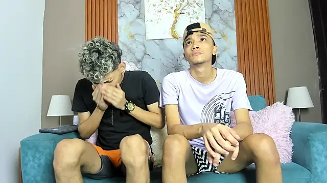 Snapshot of YOUNG_BOYS_HELL chatting on March 21, 2026, 1:40 am YOUNG BOYS HELL online show from March 21, 2026, 1:40 am