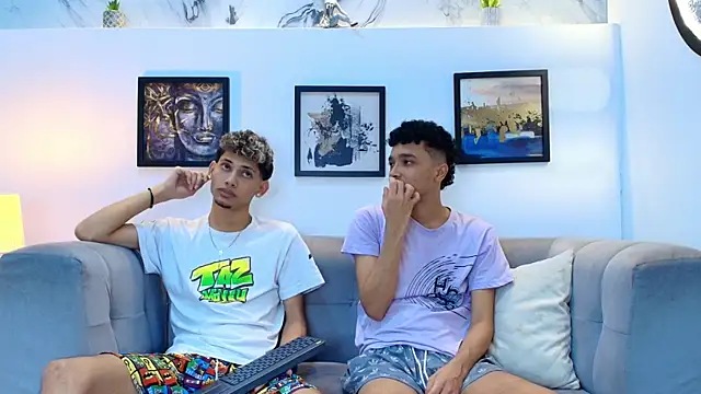 Snapshot of YOUNG_BOYS_HELL chatting on April 9, 2026, 1:18 am YOUNG BOYS HELL online show from April 9, 2026, 1:18 am