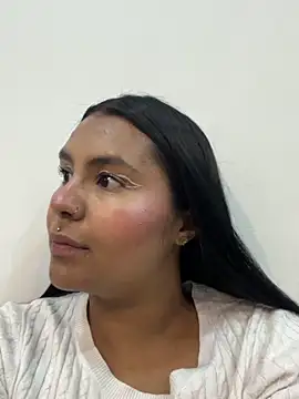 AprilBom online show from March 31, 2026, 11:01 am