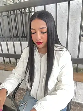 Daniela Pink online show from March 19, 2026, 12:49 pm