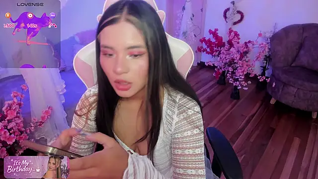 cata desire online show from April 13, 2026, 4:55 pm