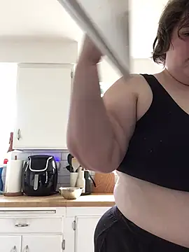 Snapshot of plushietoy chatting on March 7, 2026, 6:02 pm plushietoy online show from March 7, 2026, 6:02 pm